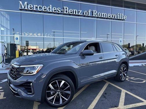 2025 Volkswagen Atlas Cross Sport 2.0T SEL Premium R-Line