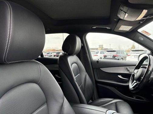 2022 Mercedes-Benz GLC 300 Base 4MATIC