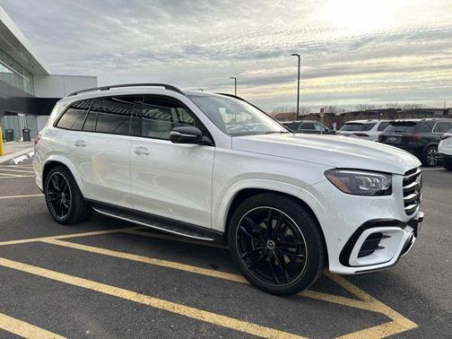 2025 Mercedes-Benz GLS 450 4MATIC