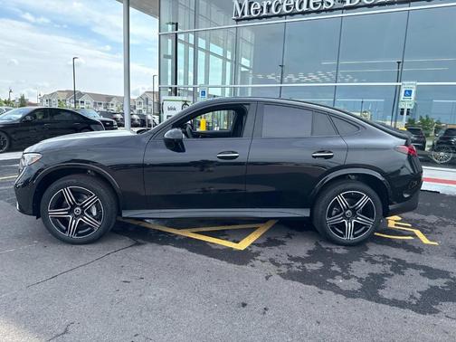 2025 Mercedes-Benz GLC 300 4MATIC Coupe