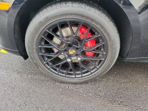 2021 Porsche Macan GTS