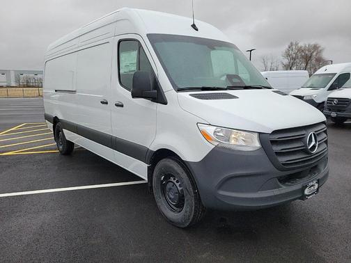 2025 Mercedes-Benz Sprinter 2500 High Roof