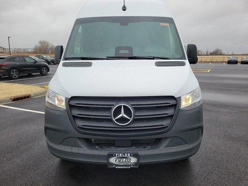 2025 Mercedes-Benz Sprinter 2500 High Roof