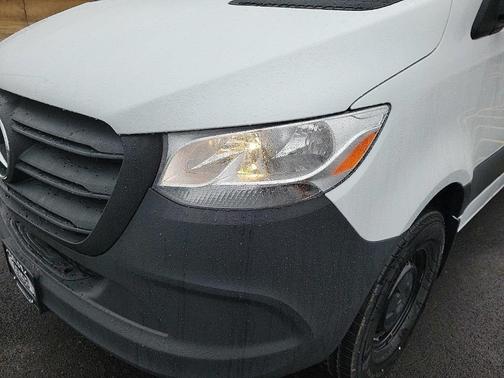 2025 Mercedes-Benz Sprinter 2500 High Roof