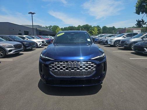 Navarra Blue Metallic 2025 Audi Q5 2.0T quattro Premium
