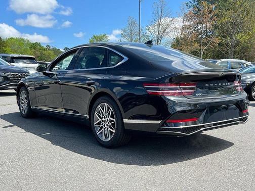 2025 Genesis G80 2.5T