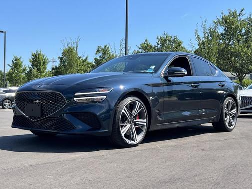 2024 Genesis G70 3.3T Sport Advanced