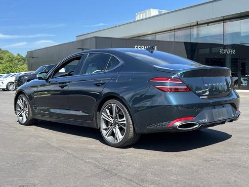 2024 Genesis G70 3.3T Sport Advanced