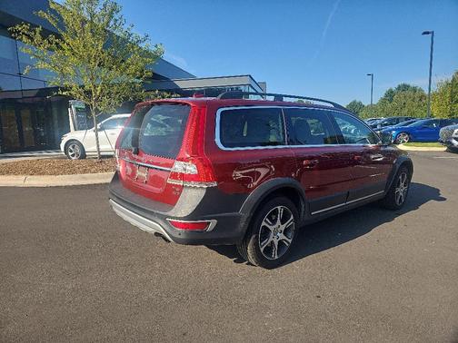 2015 Volvo XC70 T6 Platinum