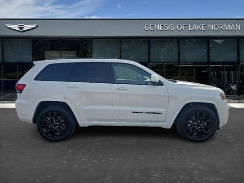 2017 Jeep Grand Cherokee Altitude