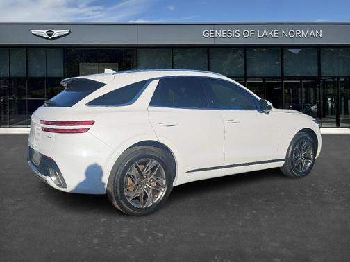 2022 Genesis GV70 2.5T