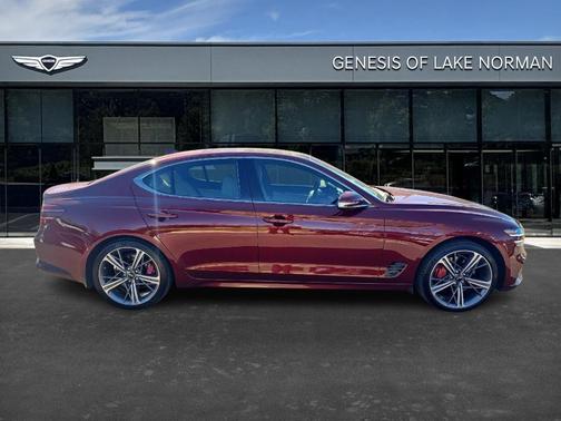 2025 Genesis G70 3.3T Sport Advanced