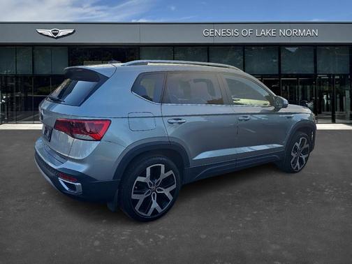2022 Volkswagen Taos 1.5T SEL