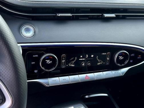2025 Genesis GV70 3.5T Sport