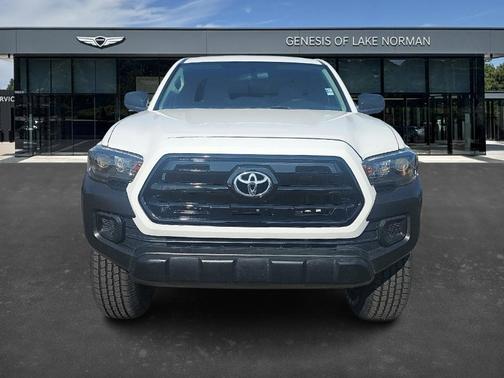 2017 Toyota Tacoma SR