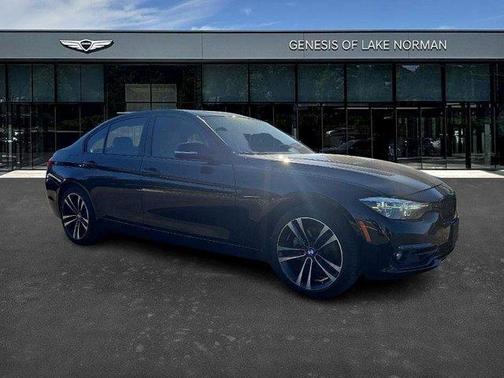 2018 BMW 330 i xDrive