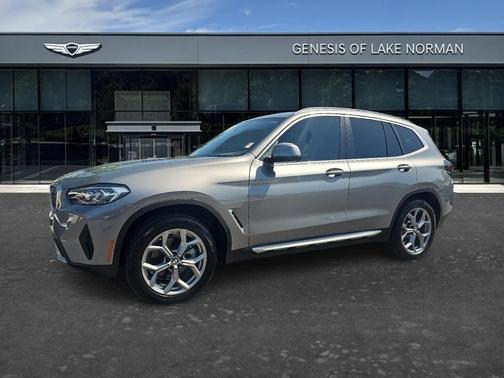 Gray 2024 BMW X3 xDrive30i