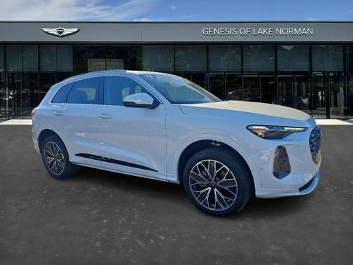 2025 Audi Q5 2.0T quattro Premium