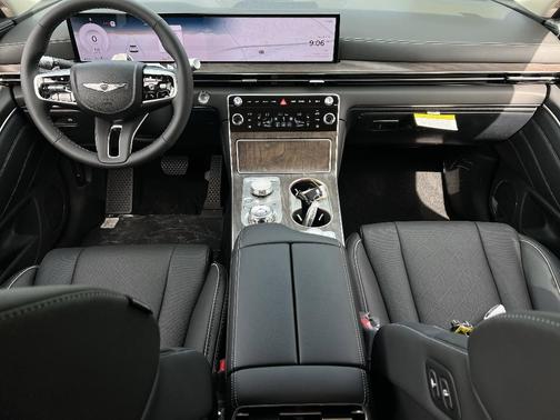 2025 Genesis GV80 2.5T Prestige