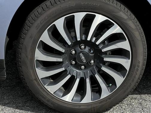 2023 Lincoln Navigator L Black Label