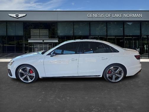 2023 Audi A4 45 S line Premium Plus