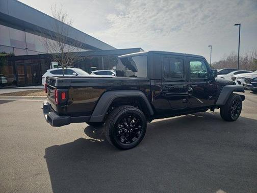 2023 Jeep Gladiator Sport
