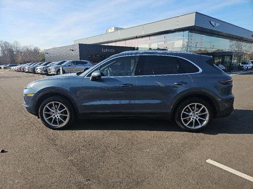 2020 Porsche Cayenne Base