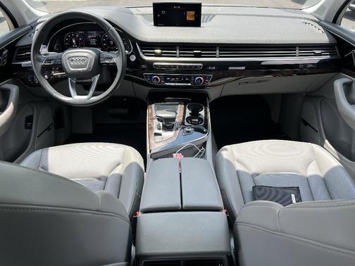 2019 Audi Q7 55 Prestige
