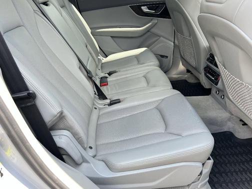 2019 Audi Q7 55 Prestige