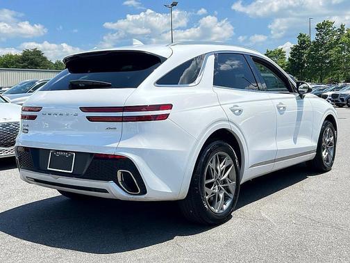 2025 Genesis GV70 2.5T