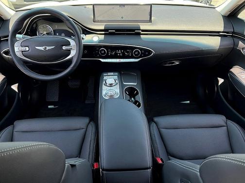 2025 Genesis GV70 2.5T