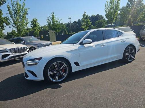 White 2025 Genesis G70 3.3T Sport Advanced