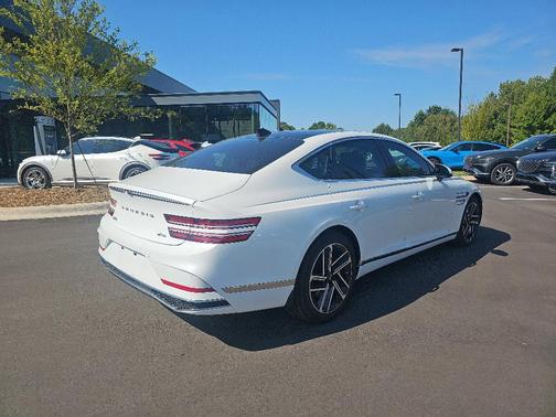 2025 Genesis G80 2.5T Advanced