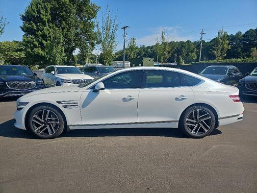 2025 Genesis G80 2.5T Advanced