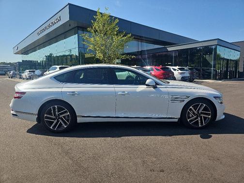 2025 Genesis G80 2.5T Advanced