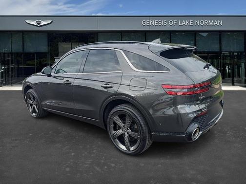 2025 Genesis GV70 2.5T