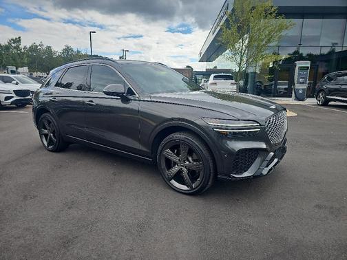 2025 Genesis GV70 2.5T