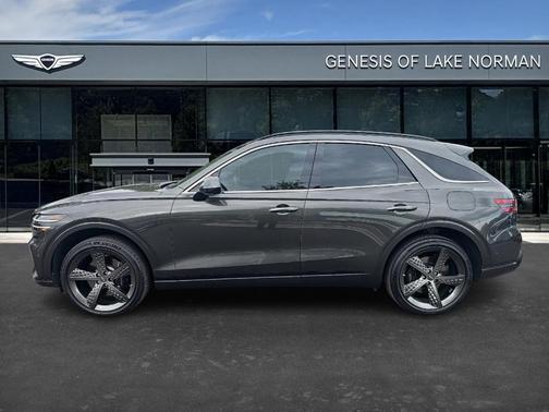 2025 Genesis GV70 2.5T