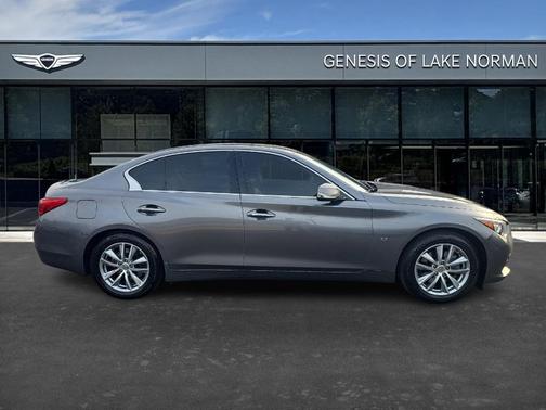 2015 INFINITI Q50 Premium