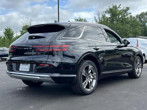 2025 Genesis Electrified GV70 Advanced
