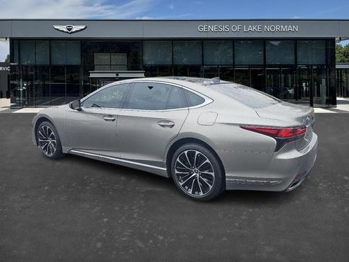 2023 Lexus LS 500 Base
