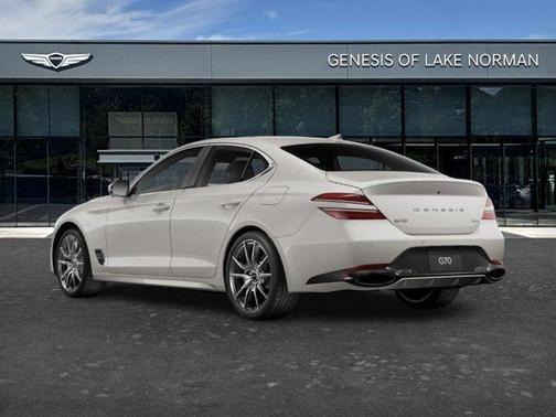 2026 Genesis G70 2.5T Prestige