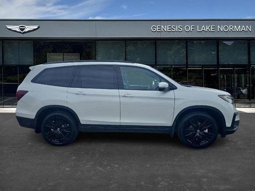 2021 Honda Pilot Black Edition