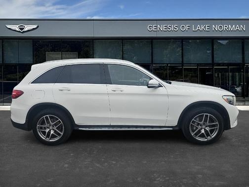 2016 Mercedes-Benz GLC-Class GLC 300 4MATIC
