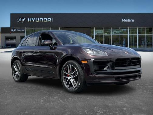 2024 Porsche Macan S