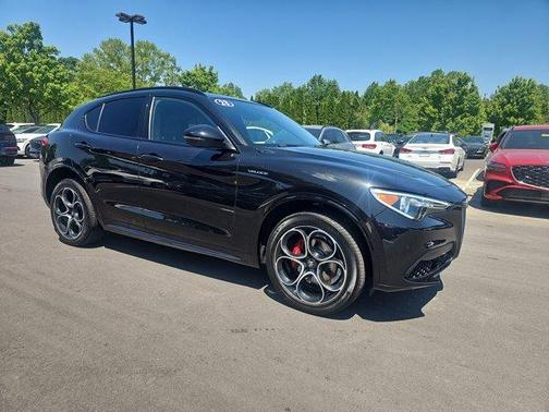 Black 2023 Alfa Romeo Stelvio Veloce