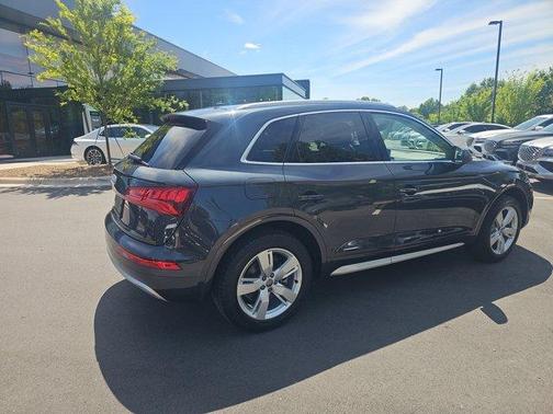 Manhattan Gray Metallic 2019 Audi Q5 2.0T Premium Plus