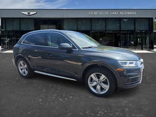Manhattan Gray Metallic 2019 Audi Q5 2.0T Premium Plus