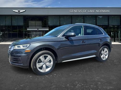 Manhattan Gray Metallic 2019 Audi Q5 2.0T Premium Plus