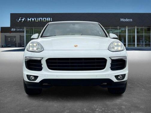 2017 Porsche Cayenne Platinum Edition